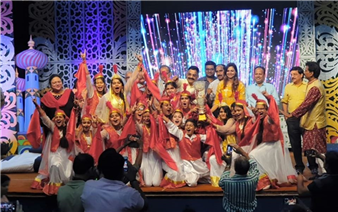 “You‘ve got to sing from the depth of the heart. Without heart, you cannot be a singer.” – Nusrat Fateh Ali Khan The young maestros of The Chintels School, Ratanlal Nagar got laurels to the school by winning the First position in the Senior Category of The Inter School Qawwali Competition organised by The Rotary Club of Kanpur. The participants received accolades from the judges and audiences alike for their soulful singing of the medley of Sufi